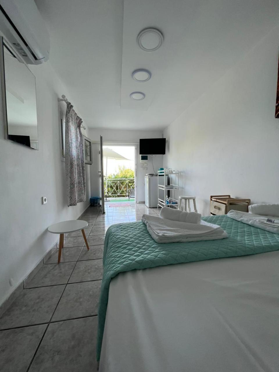 Aronis Spyros Panoramic Seaview Apartments Longós Quarto foto