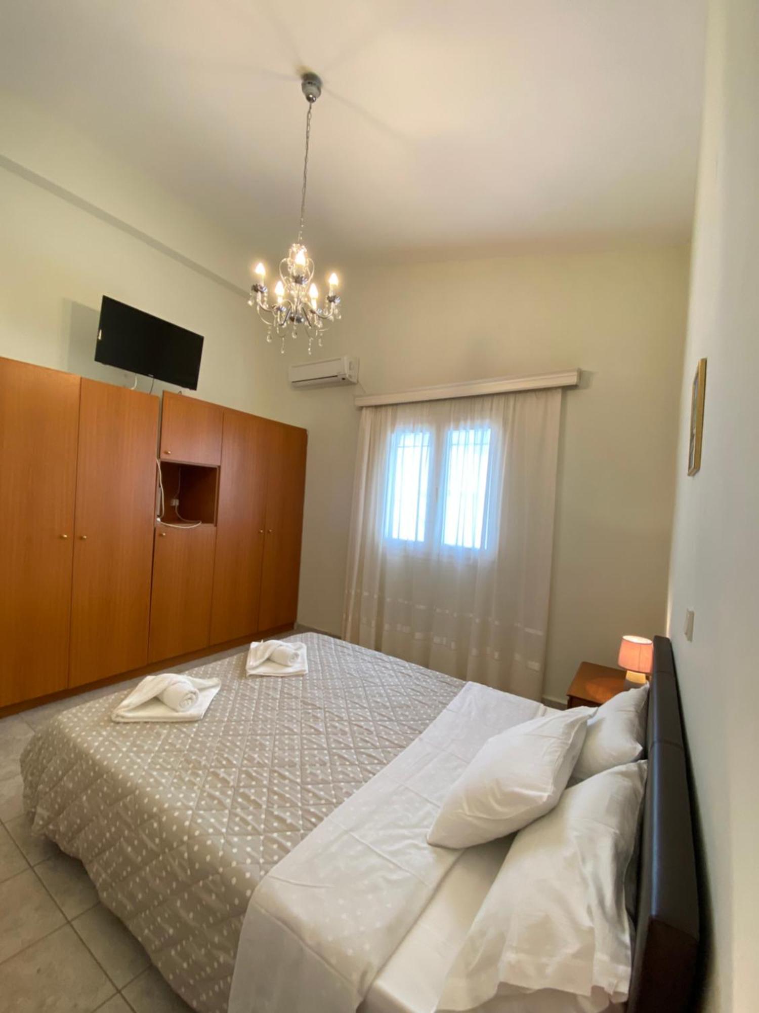 Aronis Spyros Panoramic Seaview Apartments Longós Quarto foto