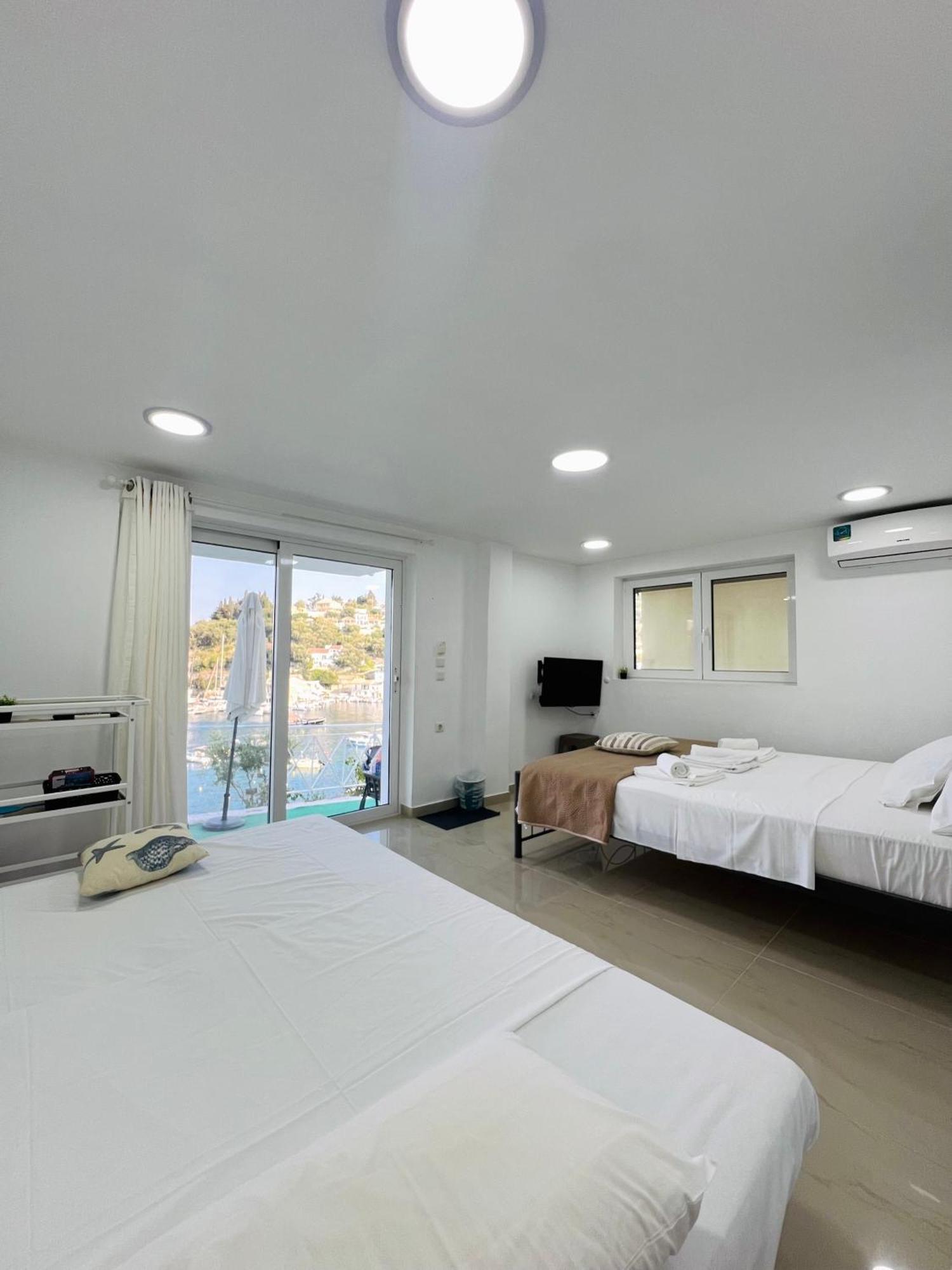 Aronis Spyros Panoramic Seaview Apartments Longós Quarto foto