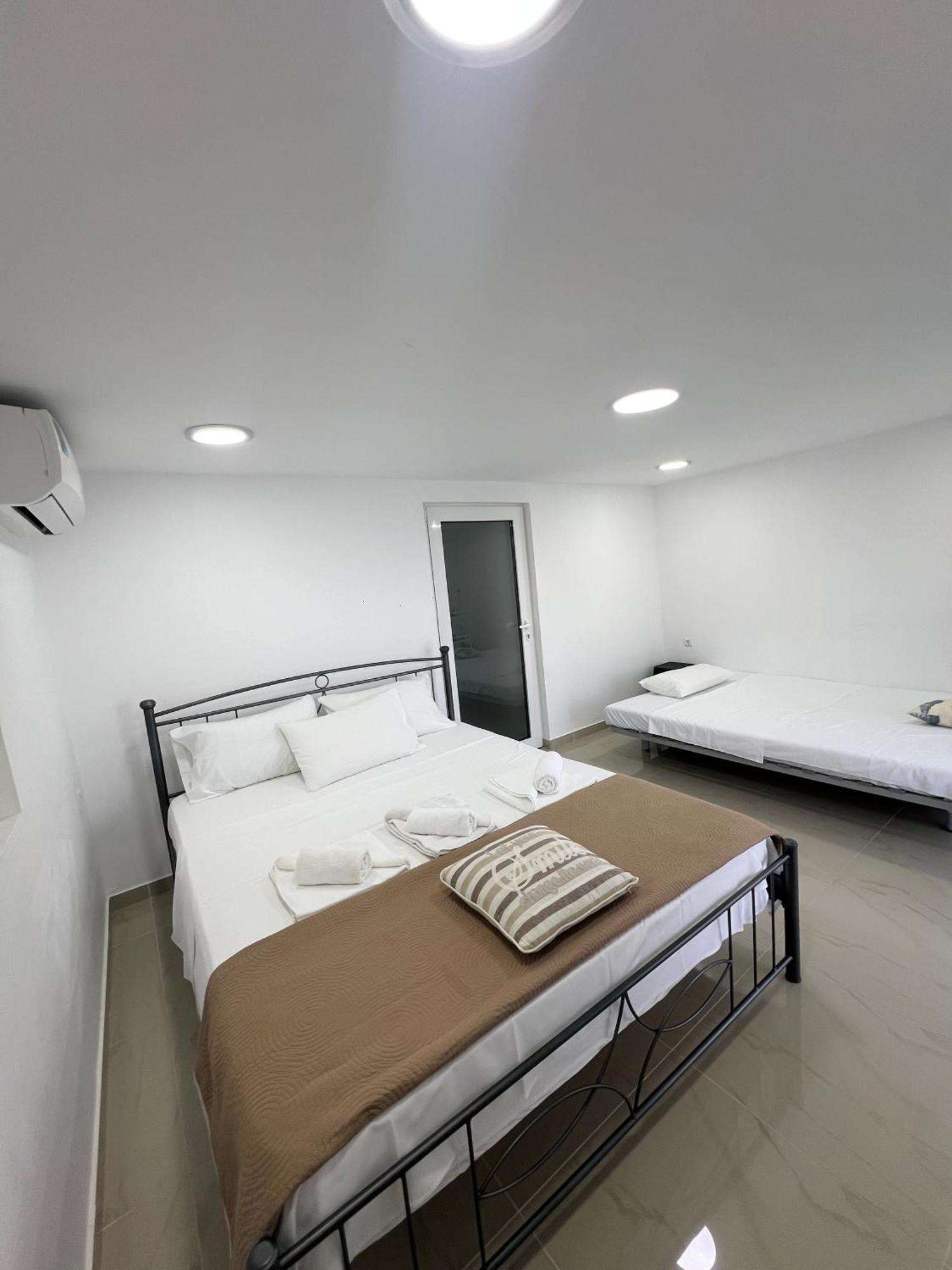 Aronis Spyros Panoramic Seaview Apartments Longós Quarto foto