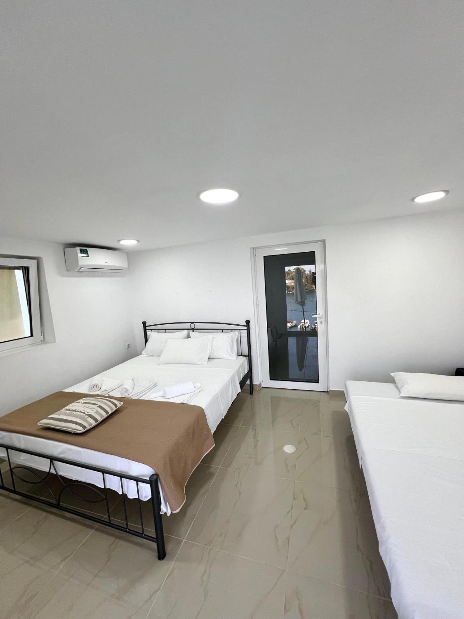 Aronis Spyros Panoramic Seaview Apartments Longós Quarto foto