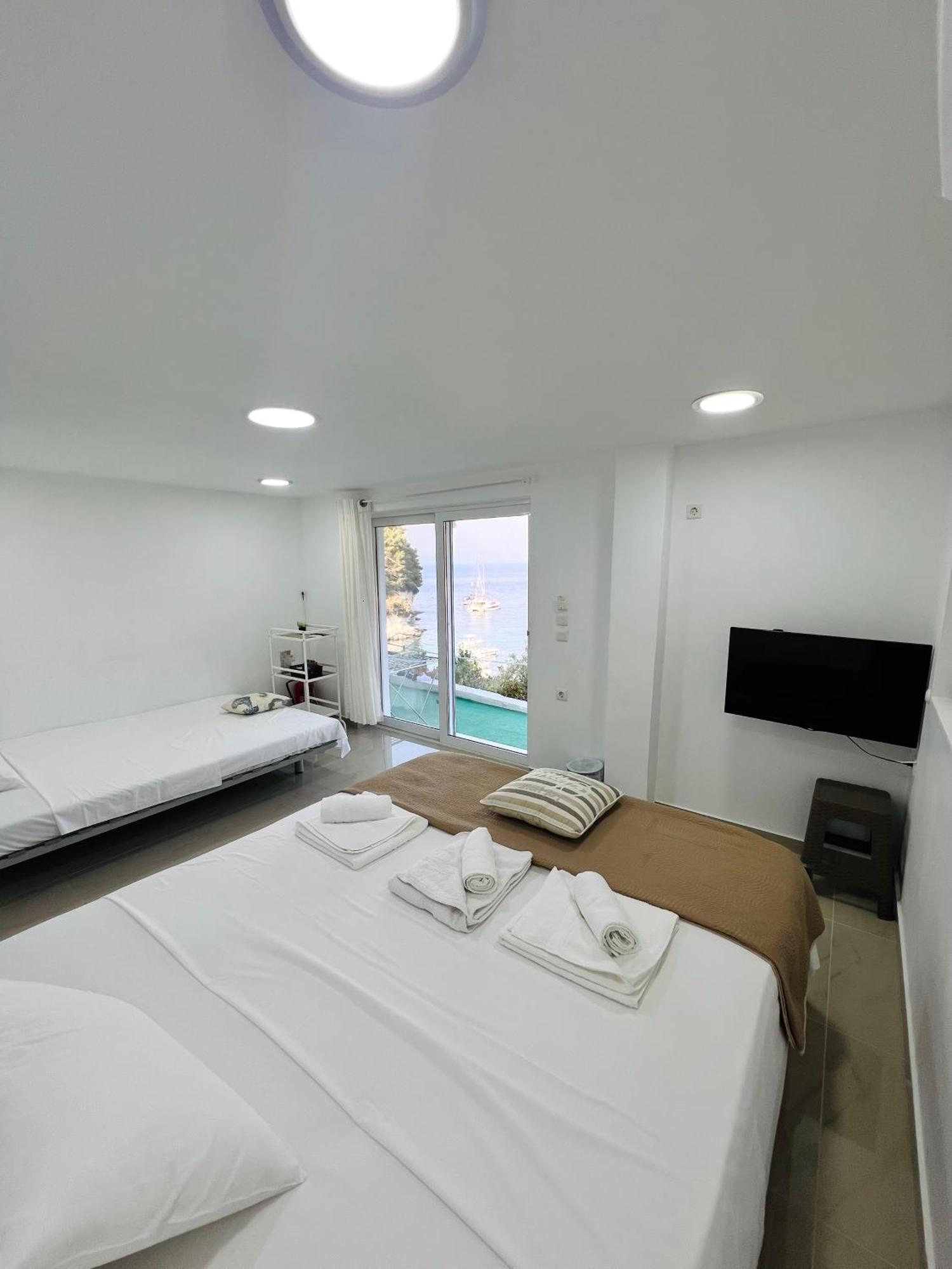 Aronis Spyros Panoramic Seaview Apartments Longós Quarto foto